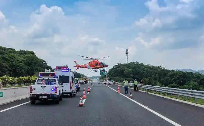 阿勒泰地区高速公路汽车救援案例